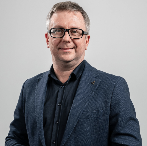 Сергій Потапов